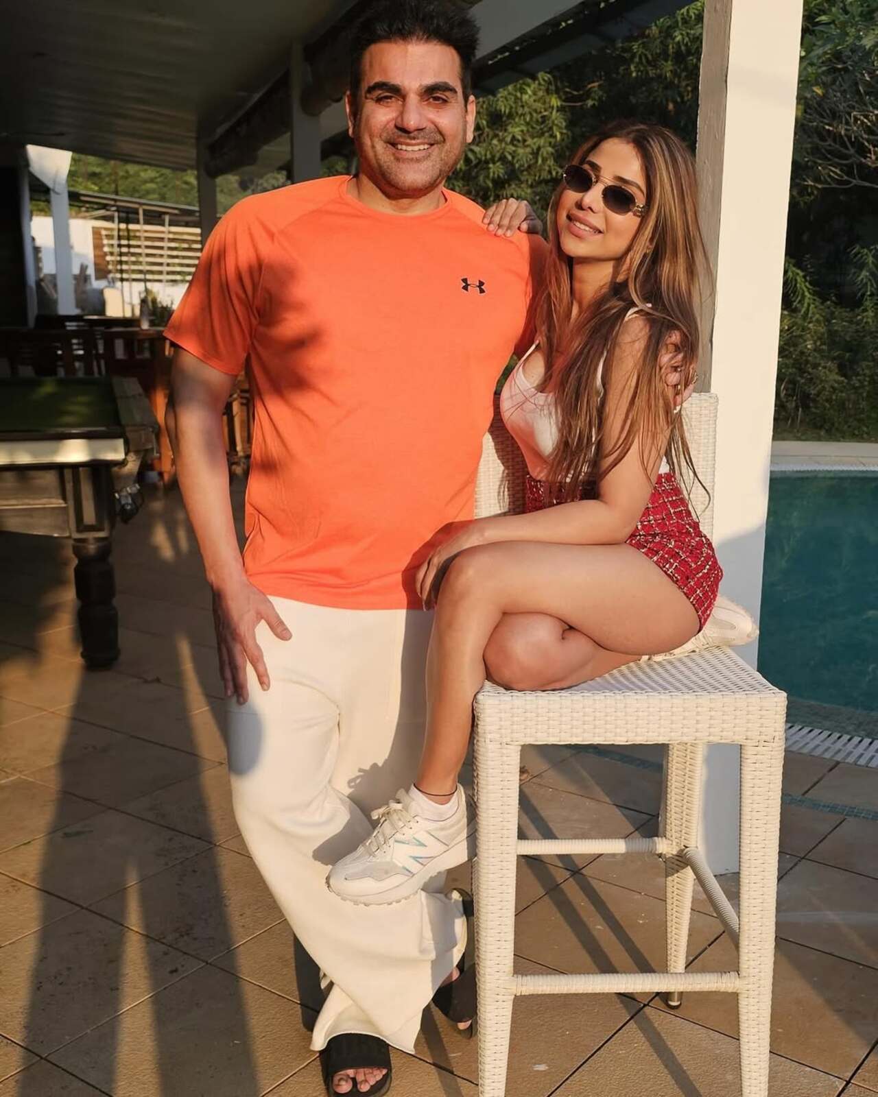 These two reportedly met a couple of more times after the film shoot ended, at the wrap-up party, promotions, etc. It was there that their conversation took a personal route and love blossomed.